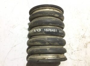 Furtun flexibil intercooler volvo 1676481