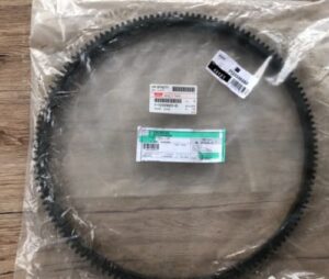Coroana volanta hitachi lx290 motor isuzu 8971220410 1 Coroana volanta hitachi lx290 motor isuzu 8971220410