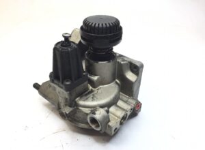 Uscător de aer scania 2077974 1774871 579998 - piesa auto pentru sistemul de aer comprimat 1 Uscător de aer scania 2077974 1774871 579998 – piesa auto pentru sistemul de aer comprimat