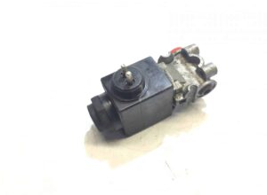 Supapă electromagnetică scania 1421325 1536307 1 Supapă electromagnetică scania 1421325 1536307