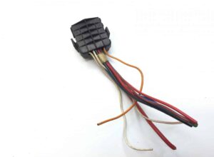 Conector cu cabluri pentru blocare aprindere volvo 3197719 1598668 1 Conector cu cabluri pentru blocare aprindere volvo 3197719 1598668