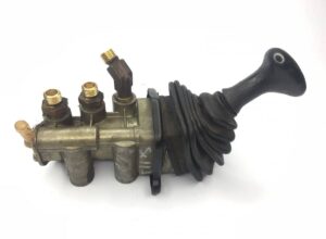 Supapă frână de mână scania 390286 571125-11 1 Supapă frână de mână scania 390286 571125-11