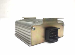 Convertor de tensiune pentru scania – coduri 1449519, 1746312, 1406408, 356960, 1306245
