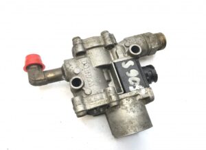 Supapă abs față stânga wabco pentru scania 1453761, 1524831, 41211070, 42070065, 5006034256, 5006143405, 81524526007, 5000790124, 5010151551, 5430042384, 1934978, 1195752, 1518589, 17744-14 1 Supapă abs față stânga wabco pentru scania 1453761, 1524831, 41211070, 42070065, 5006034256, 5006143405, 81524526007, 5000790124, 5010151551, 5430042384, 1934978, 1195752, 1518589, 17744-14