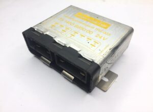 Unitate de control încălzitor uscat eberspächer trs 003 24v 1 Unitate de control încălzitor uscat eberspächer trs 003 24v