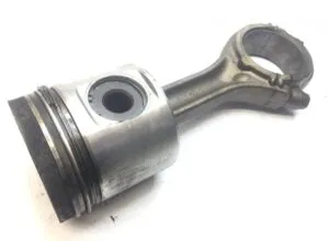 Set piston și bielă volvo 20431540 20412200 3155115 20451076