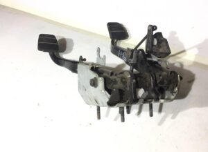 Pedală ambreiaj și frână cu panou pentru scania – coduri oem: 1428690, 1428665, 1726423, 1428667, 1483865, 2388629, 1435680, 1731241, 1548492