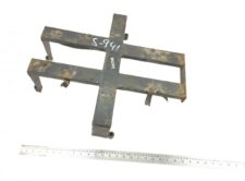 Cadru de Fixare a Bateriei Scania 1477484 12 - Metalic, Ruginit
