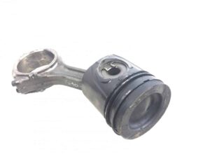 Set piston și biela volvo 21057449, 20584675, 20778879 1 Set piston și biela volvo 21057449, 20584675, 20778879
