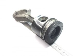 Set piston cu biela pentru volvo - coduri 20793636, 20980449 1 Set piston cu biela pentru volvo – coduri 20793636, 20980449