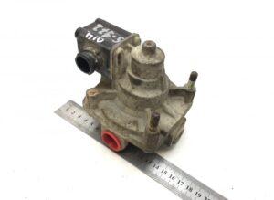 Regulator de presiune aer scania - coduri: 1405932, 1935030 1 Regulator de presiune aer scania – coduri: 1405932, 1935030
