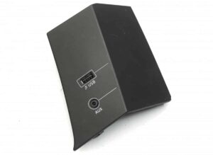 Panou cu priză usb și aux pentru volvo 82303887-13 1 Panou cu priză usb și aux pentru volvo 82303887-13
