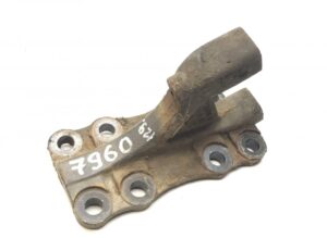 Suport v brat de control dreapta mercedes a9413250509 1 Suport v brat de control dreapta mercedes a9413250509
