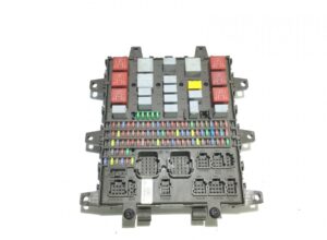Panou de siguranțe volvo – coduri 518849112, 20710729, 7421714062, 201045777, 21079590, 21169993, 21899301