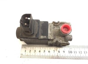 Valvă solenoid volvo 8158342