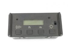 Ceas electronic bord Mercedes A0008277470 cu afișaj digital și butoane de control