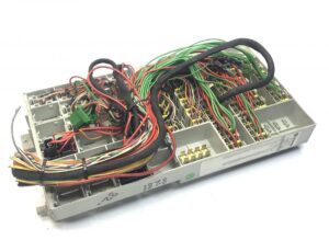 Panou de siguranțe pentru scania cu codurile 1537849, 1879068, 1775796 1 Panou de siguranțe pentru scania cu codurile 1537849, 1879068, 1775796