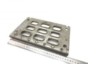 Placă treaptă inferioară stânga volvo 20379437 8191103 8191313 1 Placă treaptă inferioară stânga volvo 20379437 8191103 8191313