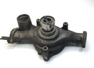 Pompa de răcire volvo 20548812 / 20879114 / 20592629 / 20568564 / 20755669 / 1549491 / 85000657 / 85006657 1 Pompa de răcire volvo 20548812 / 20879114 / 20592629 / 20568564 / 20755669 / 1549491 / 85000657 / 85006657