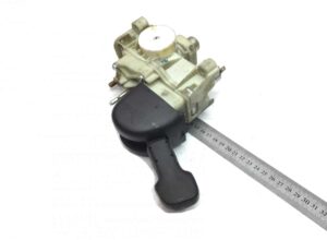 Supapă frână de mână scania - coduri: 1882112, 1548207, 1774969, 1524319 1 Supapă frână de mână scania – coduri: 1882112, 1548207, 1774969, 1524319