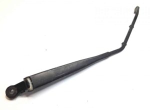 Braț ștergător parbriz dreapta volvo 8189632/8191297 1 Braț ștergător parbriz dreapta volvo 8189632/8191297