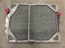 Radiator Auto Volvo - Compatibil cu Diverse Modele (Coduri: 8149370, 20536961, 20722450, 20800983, 20936124, 21229362, 21345261, 21385166, 22235312, 8149681, 1665249, 8112566, 8113186)