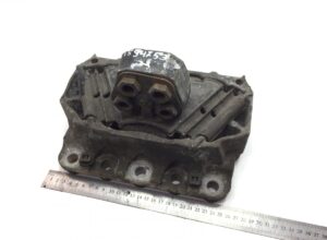 Izolator de vibrații motor spate dreapta volvo, coduri 20399981, 20399996, 20399992, 20399980 1 Izolator de vibrații motor spate dreapta volvo, coduri 20399981, 20399996, 20399992, 20399980