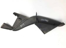 Capac din plastic pentru colțul parbrizului dreapta jos Volvo 1210792 / 849