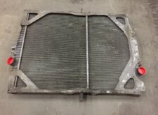 Radiator Volvo - Coduri: 8149370, 20536961, 20722450, 20800983, 20936124, 21229362, 21345261, 21385166, 22235312, 8149681, 1665249, 8112566, 8113186