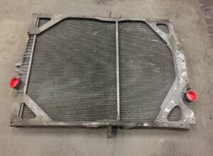Radiator volvo – coduri: 8149370, 20536961, 20722450, 20800983, 20936124, 21229362, 21345261, 21385166, 22235312, 8149681, 1665249, 8112566, 8113186