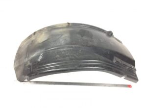 Apărător de noroi față stânga axa față volvo 8191780 1 Apărător de noroi față stânga axa față volvo 8191780