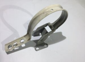 Balama pentru capac compartiment de depozitare cabină volvo 1346098 1 Balama pentru capac compartiment de depozitare cabină volvo 1346098