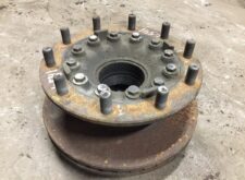 Butuc Roată cu Disc de Frână, Axă Față Dreapta Iveco - Coduri: 7183906, 7188706, 2992477, 2996327, 7189475