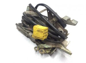 Încuietoare ușă stânga mercedes a0007206535 a9017200135 a0007206735 a9017200335 a9737200735 a9437200335 a9017200435 9017200435 9017200135 9737200735