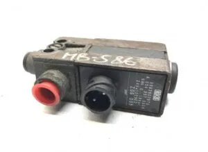 Valvă solenoid mercedes a0049975536 (0049975536)