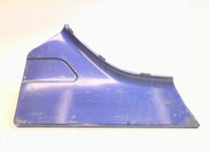 Capac plastic stânga între cabină și apărător noroi spate scania 1 Capac plastic stânga între cabină și apărător noroi spate scania