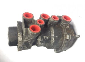 Supapă frână remorcă mercedes cu 6 ieșiri, coduri a0004319513, a0004318313, a0004318213