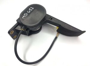 Pedală de accelerație cu senzor de poziție pentru mercedes a9703000304 (mb 652)