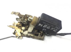 Încuietoare ușă dreapta mercedes a0007205635 a9437200735 1 Încuietoare ușă dreapta mercedes a0007205635 a9437200735