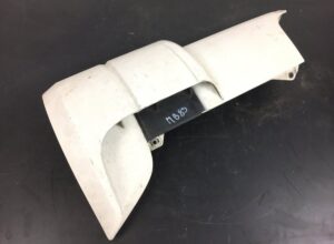 Deflector de aer cabină dreapta mercedes a9438840123 / a9438840923 - alb 1 Deflector de aer cabină dreapta mercedes a9438840123 / a9438840923 – alb