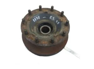 Butuc roată față cu disc frână stânga daf 2019789/1812563/1691621/1699327/1818004/1387439/1640561/1726138/1739542/1783346/1812582