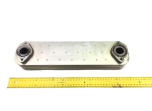 Răcitor de ulei de motor pentru iveco - cod 99434989 / 5801389768 1 Răcitor de ulei de motor pentru iveco – cod 99434989 / 5801389768