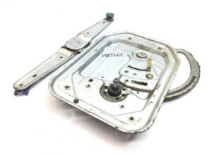 Mecanism regulator de geam stânga scania 1366847 1306301 1 Mecanism regulator de geam stânga scania 1366847 1306301
