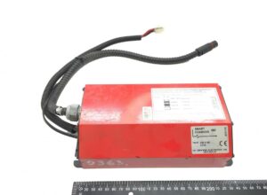 Încărcător de baterii smart charger 600 12v 3. 5a pentru camioane volvo 1948785 2412918