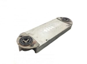 Răcitor de ulei de motor volvo 8130186 / 20749399 / 7408130186 1 Răcitor de ulei de motor volvo 8130186 / 20749399 / 7408130186