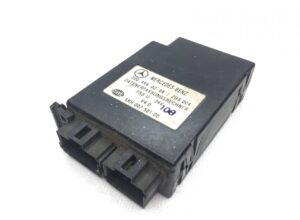 Unitate de control fss ii mercedes-benz 000 446 02 24 zgs 004 24v 1 Unitate de control fss ii mercedes-benz 000 446 02 24 zgs 004 24v