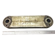 Răcitor de ulei de motor Volvo 8149300 1674072 8MO376906431-12