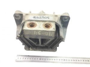 Izolator de vibrații motor față dreapta mercedes a9412417113