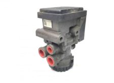 Supapă EBS Axa Față Dreapta Volvo (Coduri: 20828237, 20570906, 21122034, 20428938, 5801290649, 7485003022, 7420828237, 7420428938, 7420570906, 504100409, 7421122034, 5801910304)