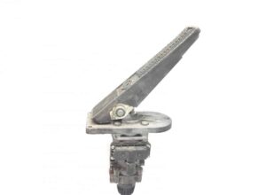 Supapă principală de frână cu pedală pentru volvo 70313316-12 1 Supapă principală de frână cu pedală pentru volvo 70313316-12